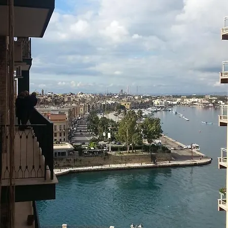 Rosa Dei Venti Bed and Breakfast 3*